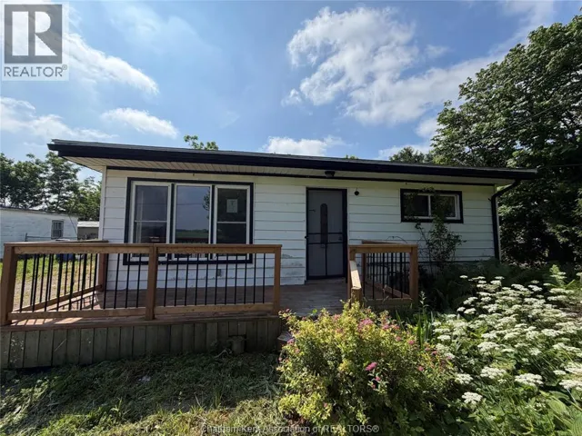 656 MCNAUGHTON AVENUE East, Chatham, Ontario N7L0E4
