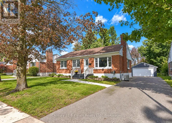 28 BORLAND STREET W, Orillia, Ontario L3V3R5