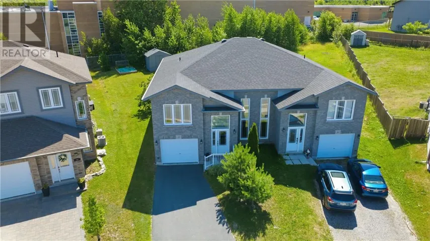 42 Billiards Way, Greater Sudbury, Ontario P3E0E9