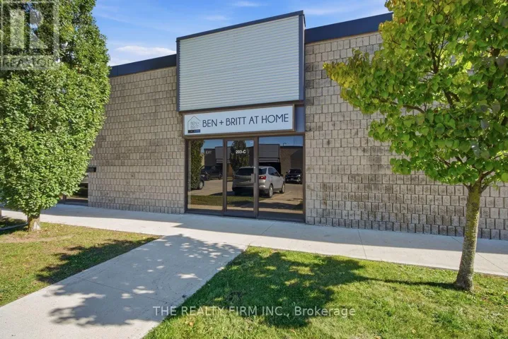C, D - 203 EXETER ROAD, London South (South W), Ontario N6L1A4