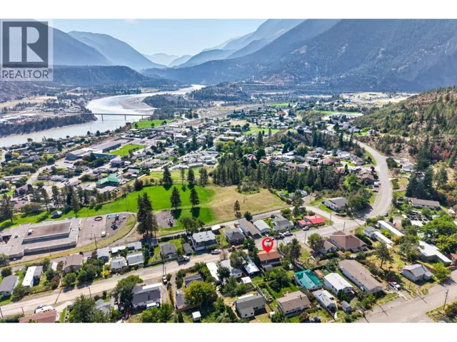 677 Columbia Street, Lillooet, British Columbia V0K1V0