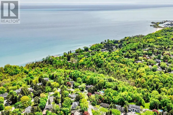 25 BELLEHAVEN CRESCENT, Toronto (Scarborough Village), Ontario M1M1H2