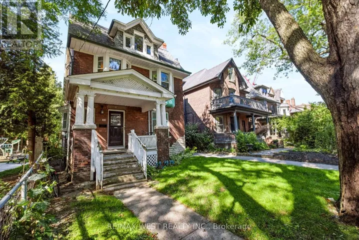 68 BEATY AVENUE, Toronto (South Parkdale), Ontario M6K3B4