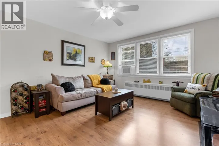 4 ROBINSON Street Unit# 14, Hamilton, Ontario L8P1Y5