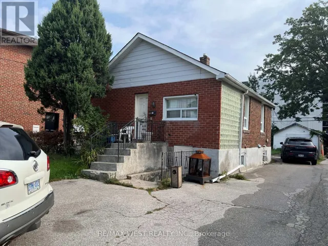 165 THIRTIETH STREET, Toronto (Alderwood), Ontario M8W3C3