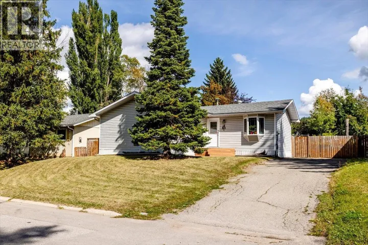 4 Ridgemont Avenue, Fernie, British Columbia V0B1M2