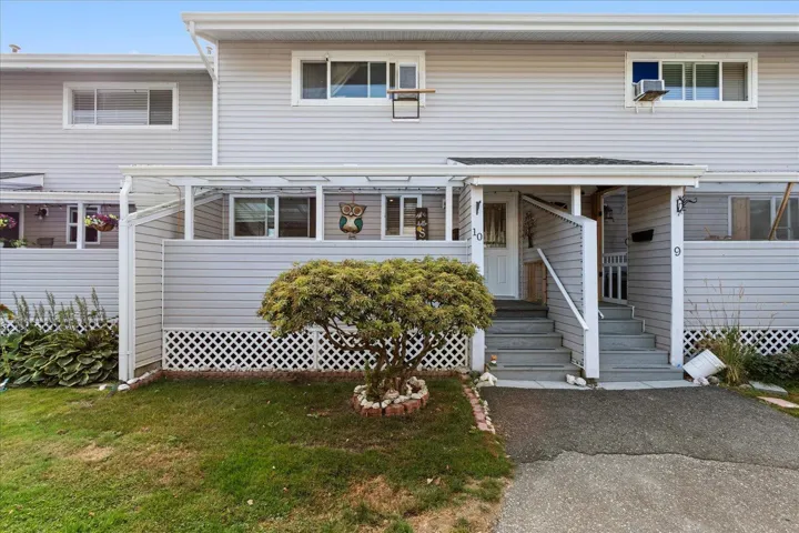 10 45215 WOLFE ROAD, Chilliwack Proper West, Chilliwack, British Columbia V2P1V5