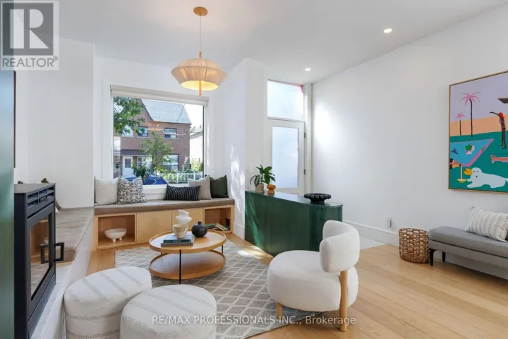 69 SHERIDAN AVENUE, Toronto (Little Portugal), Ontario M6K2G8