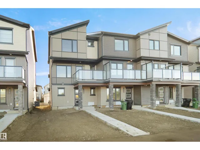 3 Edgewater CL, Spruce Grove, Alberta T7X3C7