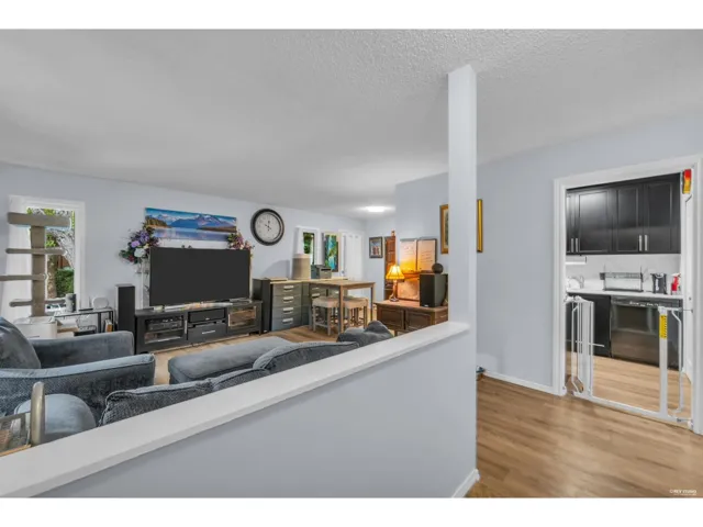 1202 10620 150 STREET, Surrey, British Columbia V3R7S1