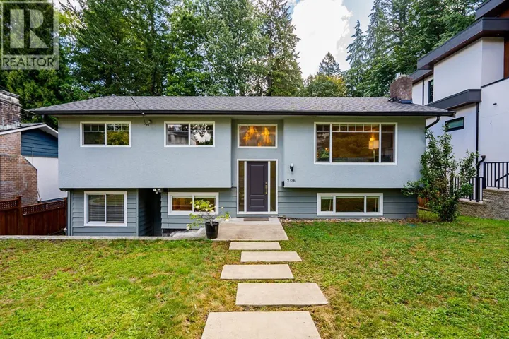 206 CLEARVIEW DRIVE, Port Moody, British Columbia V3H2S8