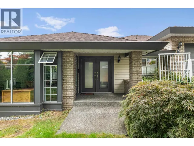 3 BURRARD CRESCENT, Port Moody, British Columbia V3H4V8
