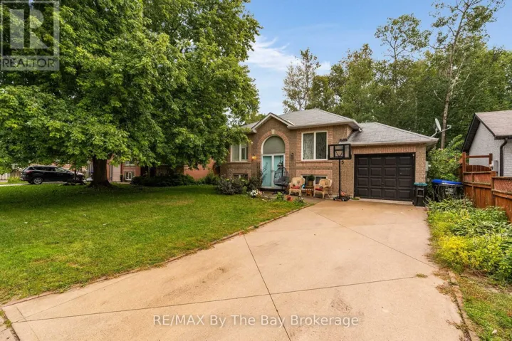 5 BRILLINGER DRIVE, Wasaga Beach, Ontario L9Z1L4