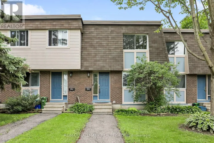 2912 FAIRLEA CRESCENT, Ottawa, Ontario K1V8T7