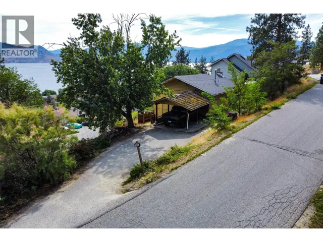 3960 Desert Pines Avenue, Peachland, British Columbia V0H1X2