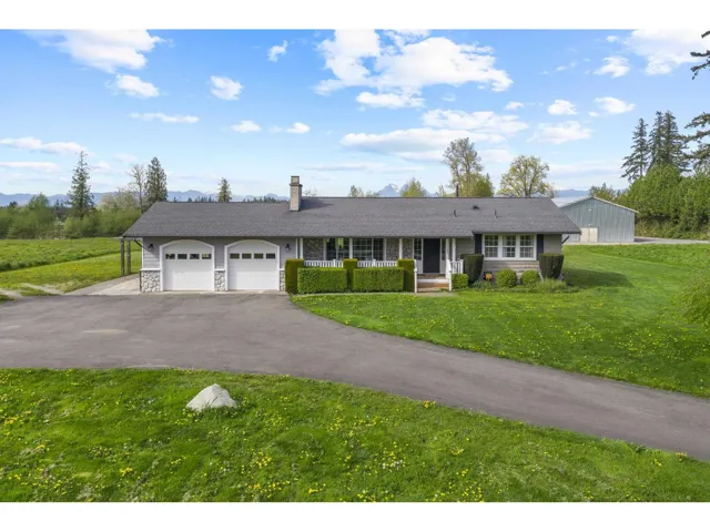 24985 32 AVENUE, Langley, British Columbia V4W2A1