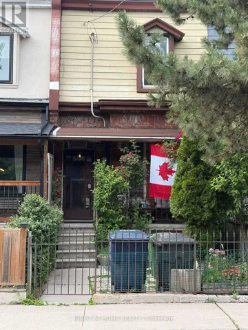 60 FOXLEY STREET, Toronto (Trinity-Bellwoods), Ontario M6J1R2