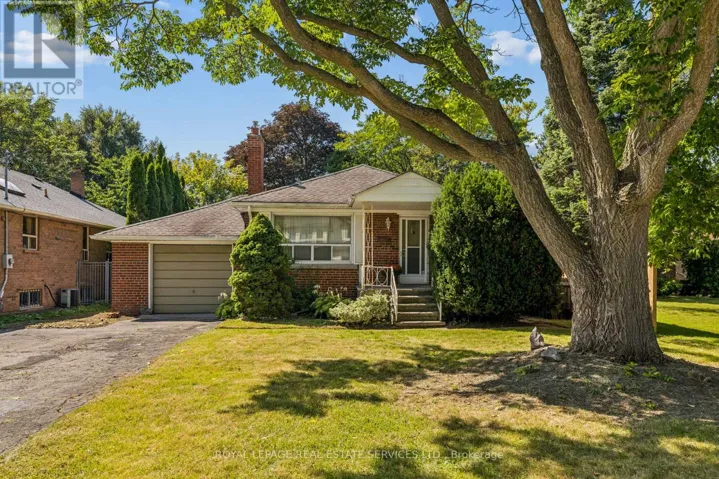 98 PRENNAN AVENUE, Toronto (Islington-City Centre West), Ontario M9B4C4