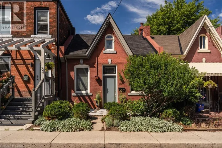 29 STEVEN Street, Hamilton, Ontario L8L5N4