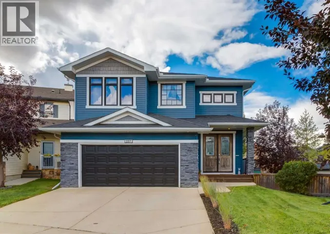237 Luxstone Green SW, Airdrie, Alberta T4B3B5