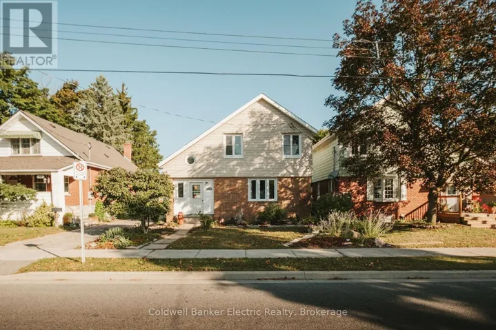 150 MONTGOMERY STREET, Peterborough (Otonabee Ward 1), Ontario K9J1W9