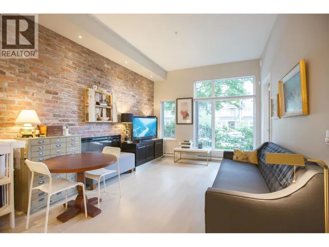 104 260 SALTER STREET, New Westminster, British Columbia V3M0J4