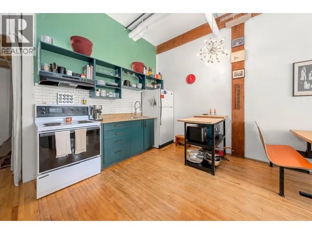 120 2556 E HASTINGS STREET, Vancouver, British Columbia V5K1Z3