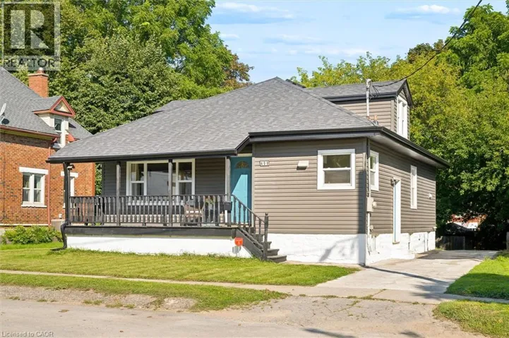 408 BREITHAUPT Street, Kitchener, Ontario N2H5H9