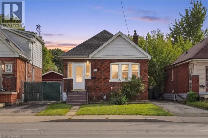 1494 MAIN Street E, Hamilton, Ontario L8K1E1