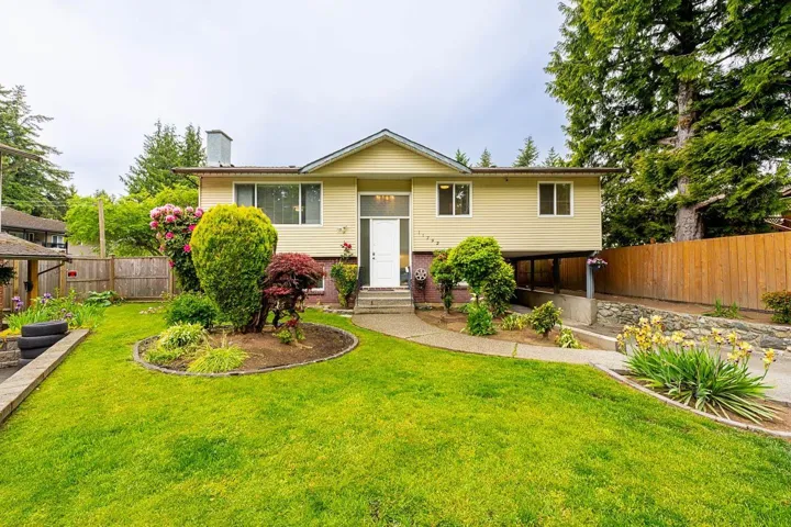 11792 80A AVENUE, Delta, British Columbia V4C7T9