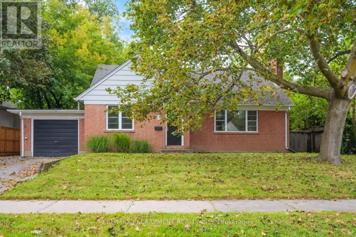 7 WASHINGTON AVENUE, Oakville (CO Central), Ontario L6K1W5