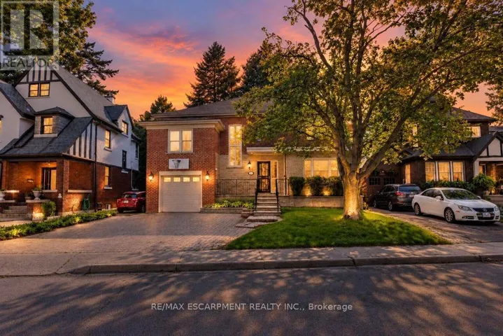 31 FAIRLEIGH CRESCENT, Hamilton (St. Clair), Ontario L8M2L1