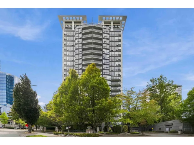 1104 10899 UNIVERSITY DRIVE, Surrey, British Columbia V3T5V2