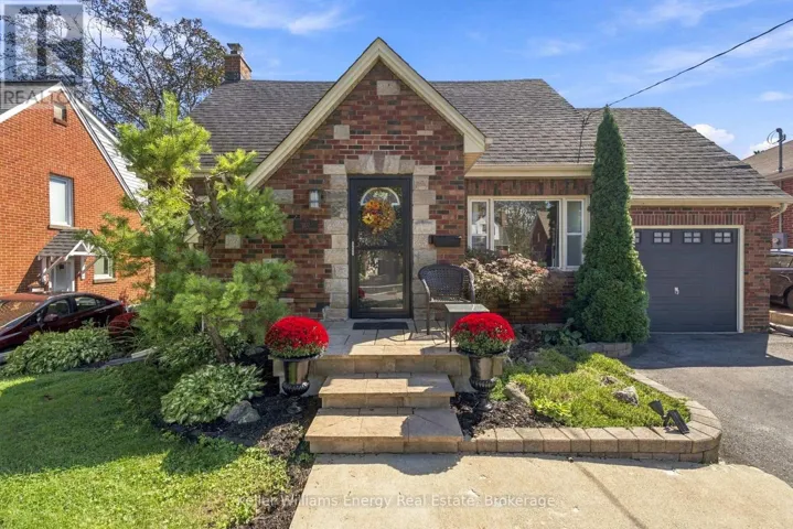 107 SUTHERLAND AVENUE, Oshawa (O'Neill), Ontario L1G2G4