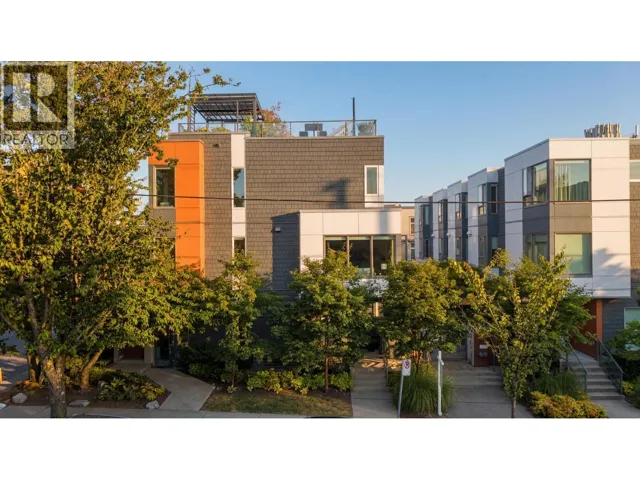 639 VICTORIA DRIVE, Vancouver, British Columbia V5L0C3