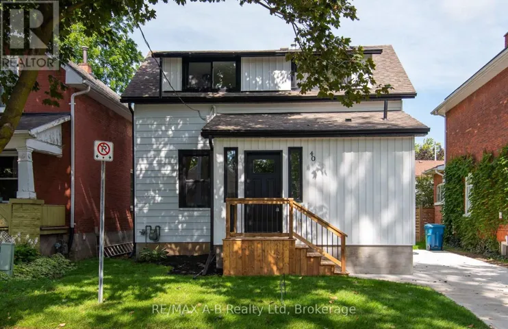 40 EAST GORE STREET, Stratford, Ontario N5A3X5