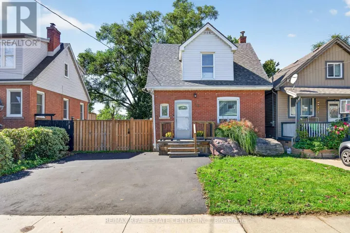 56 EAST 23RD STREET, Hamilton (Eastmount), Ontario L8V2W6