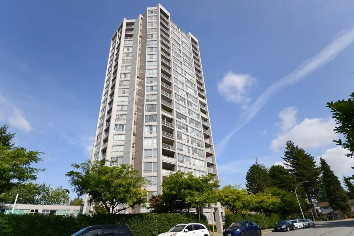 702 14881 103A AVENUE, Surrey, British Columbia V3R0M5