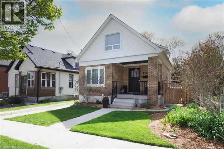123 SAMUEL Street, Kitchener, Ontario N2H1P9