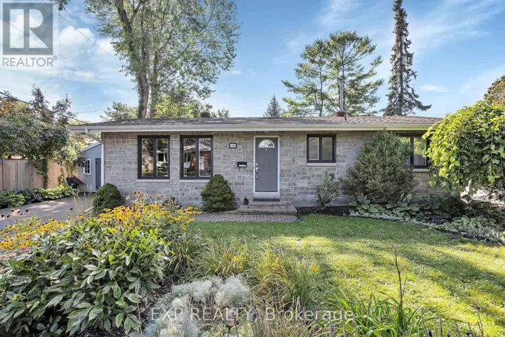 1190 PARKWAY DRIVE, Ottawa, Ontario K2C2W2