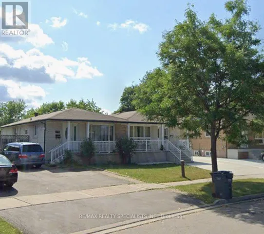7464 DISCUS CRESCENT, Mississauga (Malton), Ontario L4T2V3