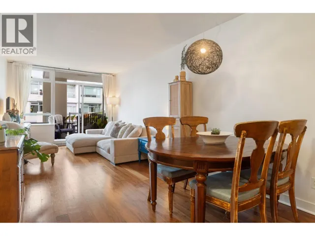 608 2228 W BROADWAY, Vancouver, British Columbia V6K0B1