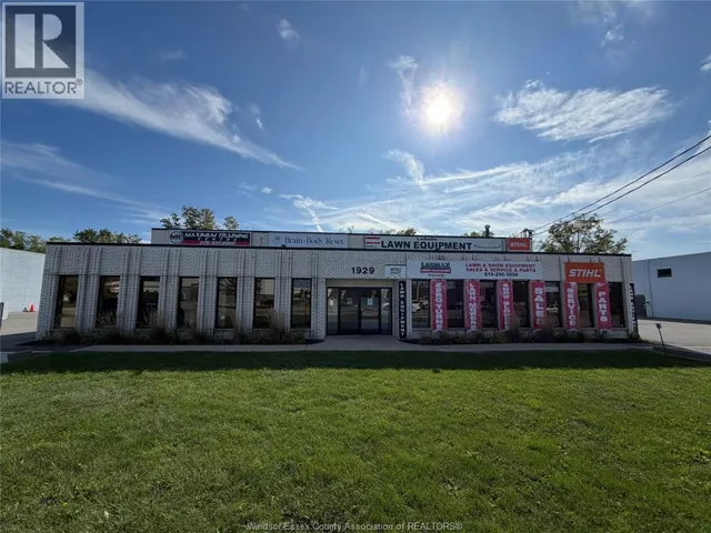1929 PROVINCIAL ROAD, Windsor, Ontario N8W5V7