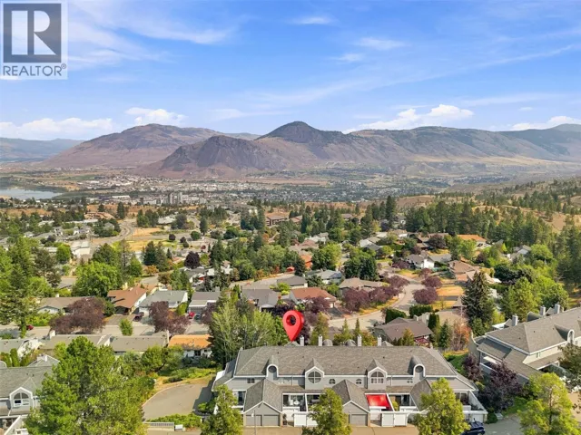 1795 Summit Drive Unit# 11, Kamloops, British Columbia V2E2E8