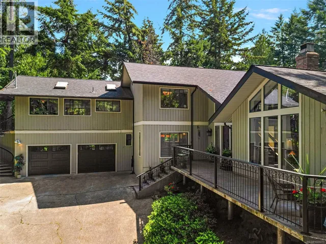 10936 Boas Rd, North Saanich, British Columbia V8L5J1