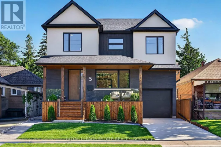 5 NORTH DRIVE, Toronto (Birchcliffe-Cliffside), Ontario M1N1Y9
