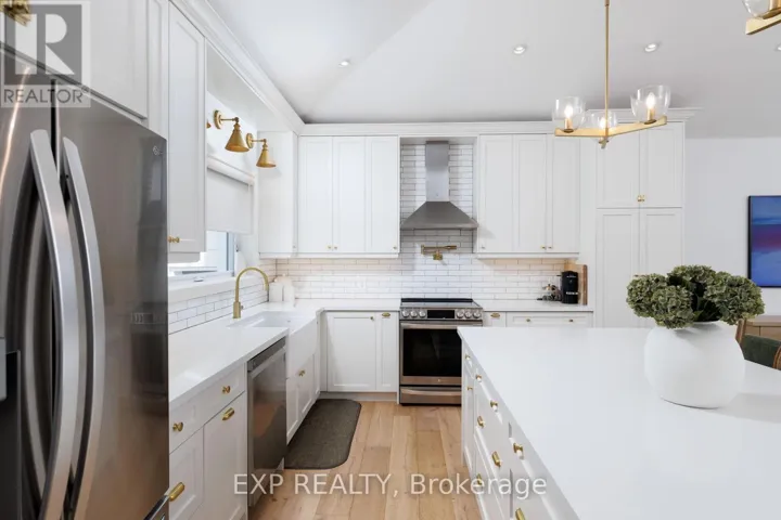 1761 CORAM CRESCENT, Mississauga (Applewood), Ontario L4X1L2