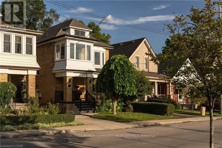 50 NORWAY AVENUE, Hamilton (Blakeley), Ontario L8M2V7