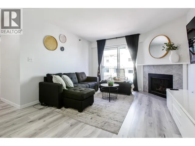 440 22661 LOUGHEED HIGHWAY, Maple Ridge, British Columbia V2X2V4