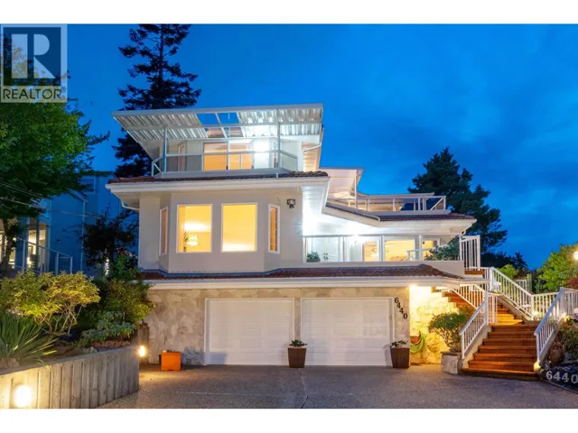 6440 ROSEBERY AVENUE, West Vancouver, British Columbia V7W2C6